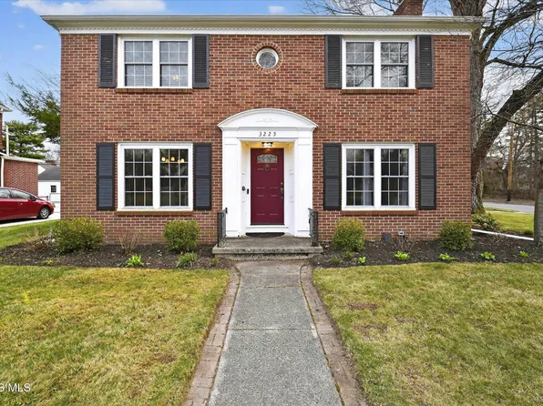 3225 Kenwood Blvd, Toledo, OH 43606