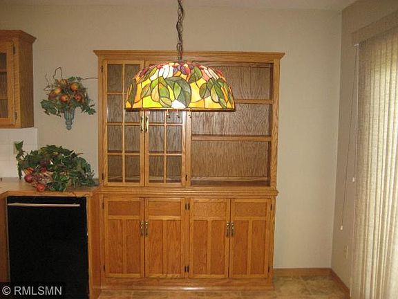5th image of 1008 Prairie Oak Dr