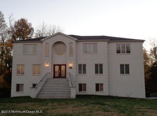 39 Wooleytown Rd, Morganville, NJ 07751