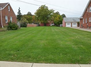 Bellview St, Wickliffe, OH 44092