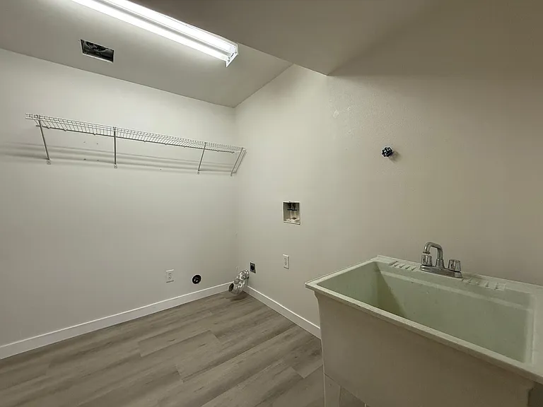 7915 E Woodland Park Dr — Photo 11