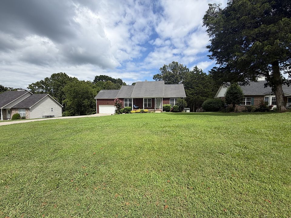 1st image of 528 Windy Rd