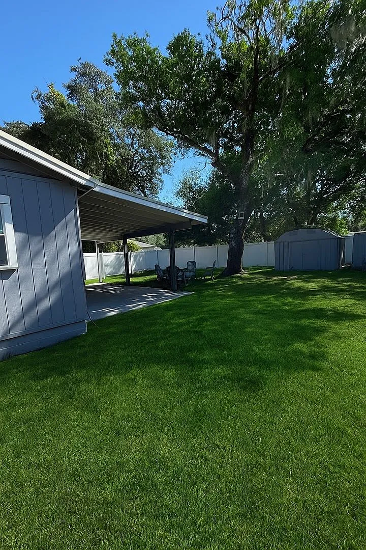 Fully Furnished Charming 2BR Duplex in Deland — Photo 3