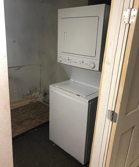 204 Madison St — Photo 9