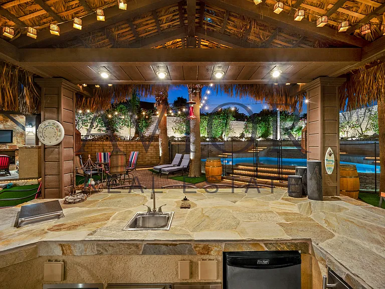 Outdoor Kitchen | Bar
