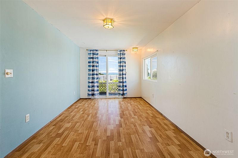 4th image of 8080 Harborview #167