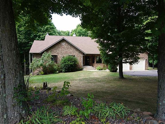 2nd image of 8000 Bluebell Dr