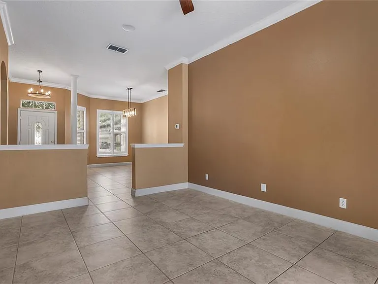 1393 Stanfield Cv — Photo 8