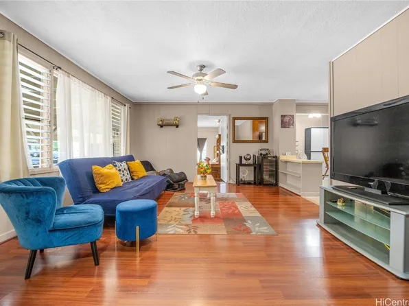 94-1183 Kahuaina St, Waipahu, HI 96797