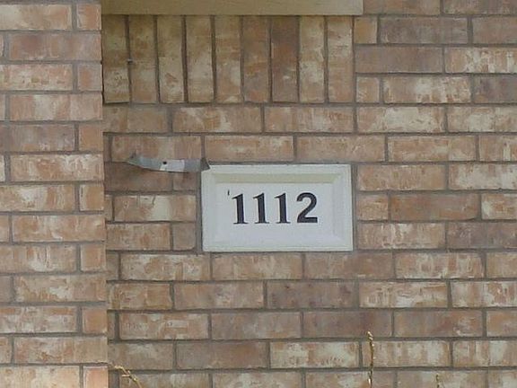 4th image of 1112 Hearthstone Dr