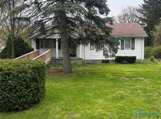 1390 Gage Rd, Toledo, OH 43612