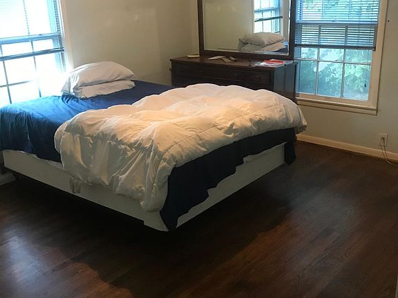 2nd image of 3770 Davila Dr