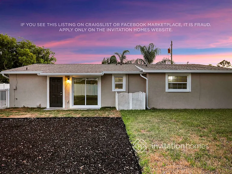 431 Floridana Dr — Photo 26