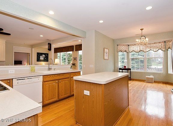 5th image of 13699 Honeysuckle Dr