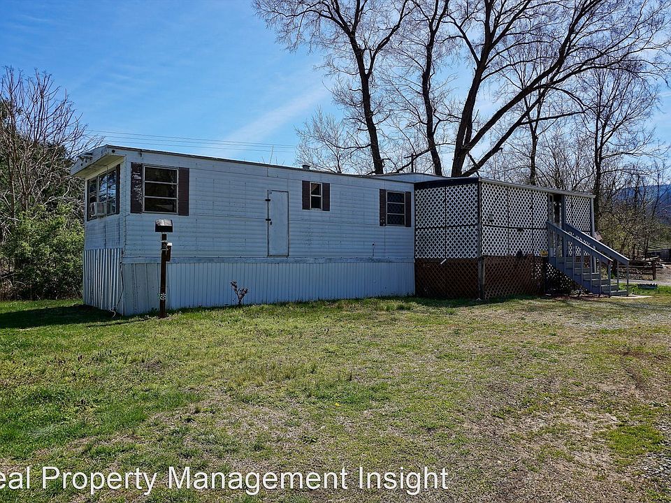 1st image of 2355 Gardner St Lot 3