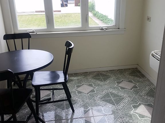 5th image of 6149 S Parkside Ave APT 1