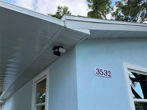 3rd image of 3532 76TH TERRACE N