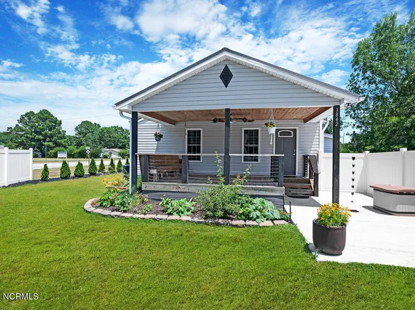 3842 Avon Road, Grimesland, NC 27837