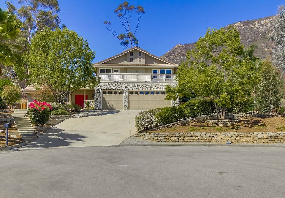 1st image of 25992 Kaywood Way