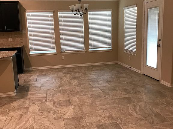 5th image of 11075 Walts Run Ln