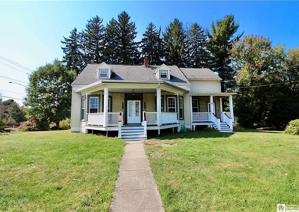 1st image of 20 Lowe Ave