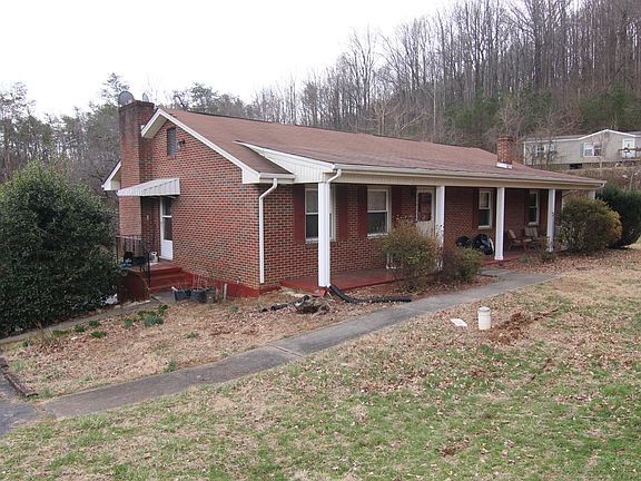 4th image of 1156 Mineral Springs Dr