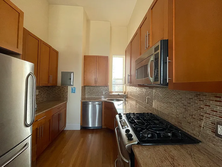 229 W 116th St #6B — Photo 5