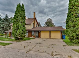 808 5th St, Marathon, WI 54448