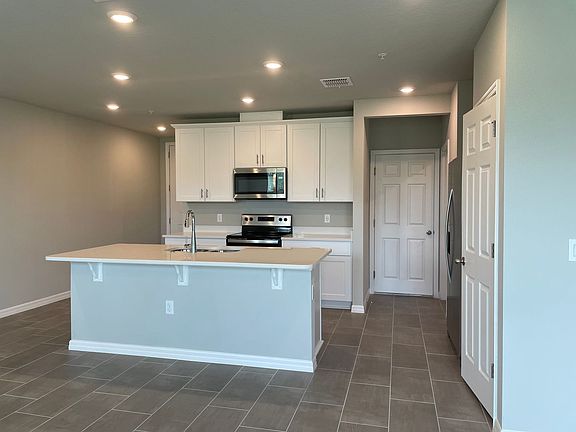 4th image of 2535 Sweet Viburnum Way