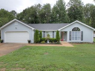 2818 Oak Leaf Ln, Chattanooga, TN 37421