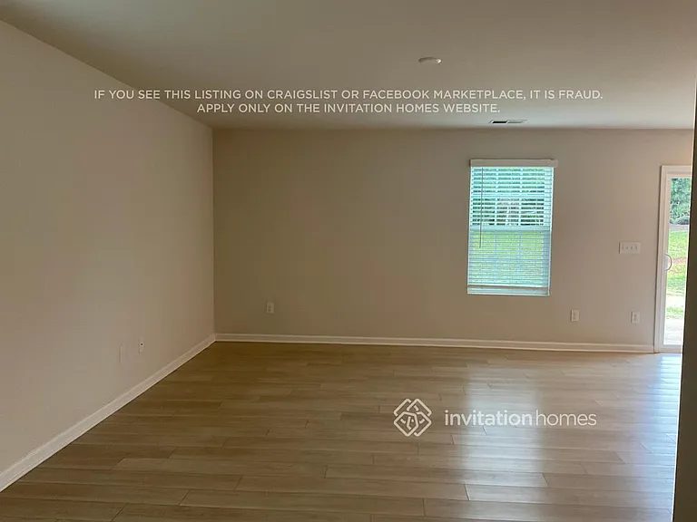 2530 Brunson Ct — Photo 2