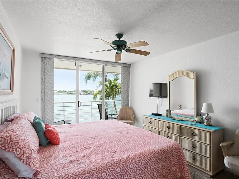 6093 Bahia Del Mar Cir #277 — Photo 20