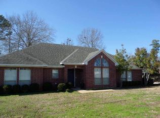 1750 Randall Rd, Texarkana, TX 75501