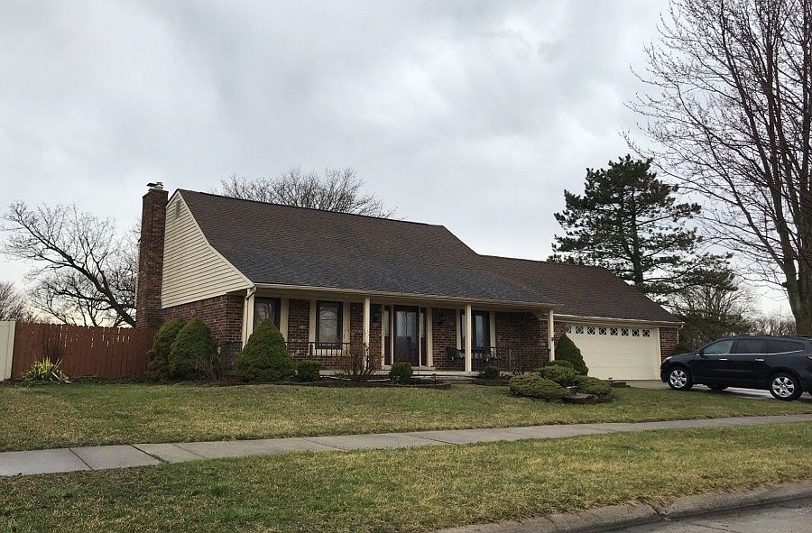 2nd image of 24600 Pamela St
