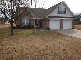 125 Quail Ridge Dr, Raeford, NC 28376