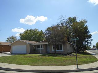 6909 Cranbrook Ave, Bakersfield, CA 93308