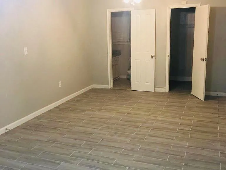 513 Cypress Ave — Photo 10