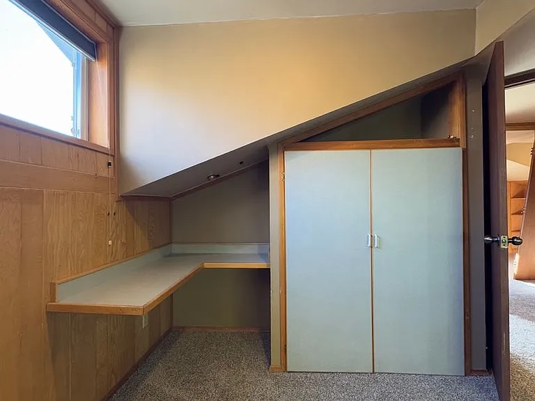 1001 N Brooklane St — Photo 47