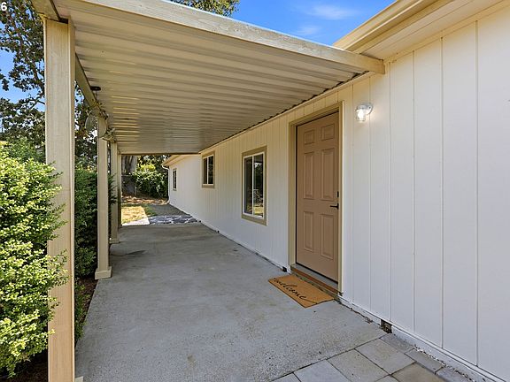 5th image of 867 SW Liberty Bell Dr