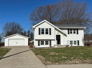 1509 W South St, Winterset, IA 50273