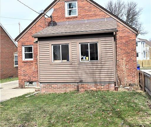 2nd image of 16807 Ferndale Ave