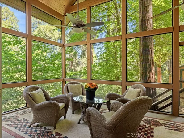 667 Dogwood Canyon Rd, Blue Jay, CA 92317