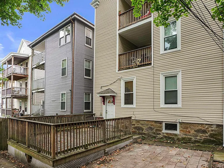 13 Sachem St #2A — Photo 14