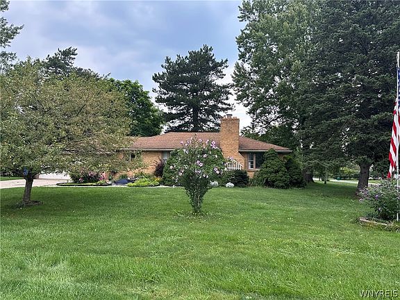 3rd image of 8340 Hirschwood Dr