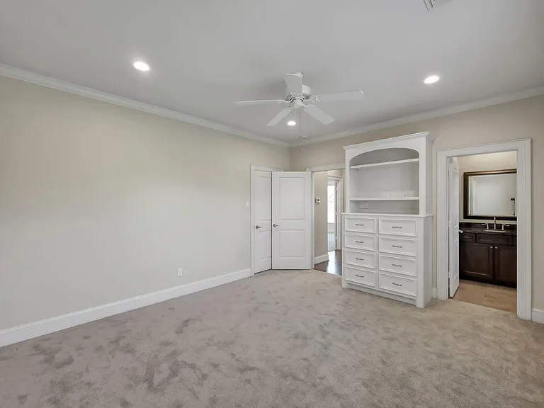 2101 Elmen St — Photo 29