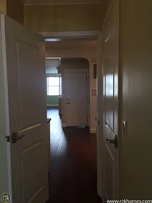 Rented by Realty 2000 Corp | media 30