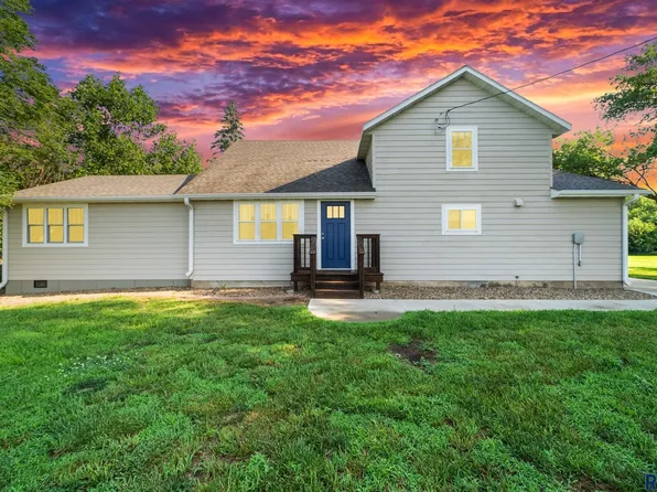 47608 300th St, Alcester, SD 57001