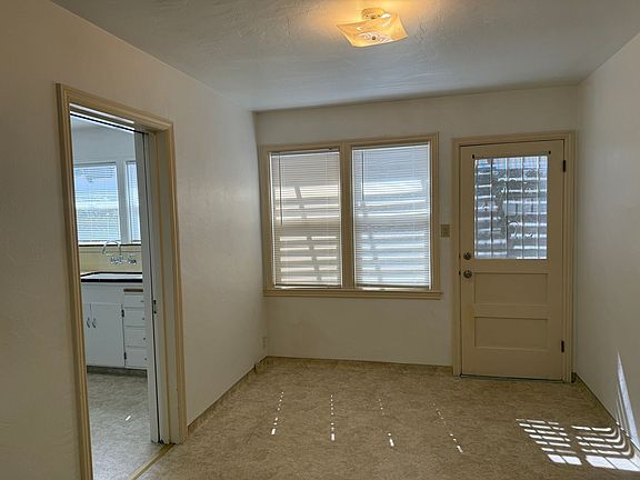 4th image of 1102 Vine St