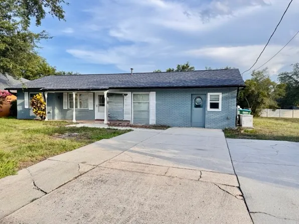 1911 S Palomar Dr, Deltona, FL 32738