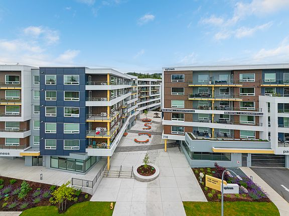 5th image of 7110 Edgehill Cres #1077434